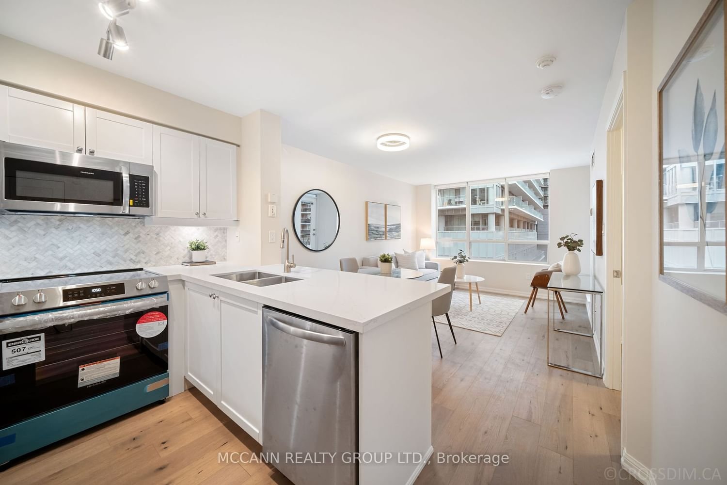 188 Redpath Ave, unit 707 for sale - image #6