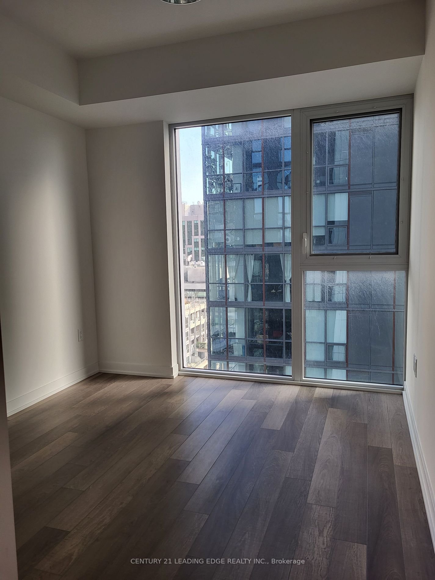 357 King St W, unit 1309 for rent - image #4