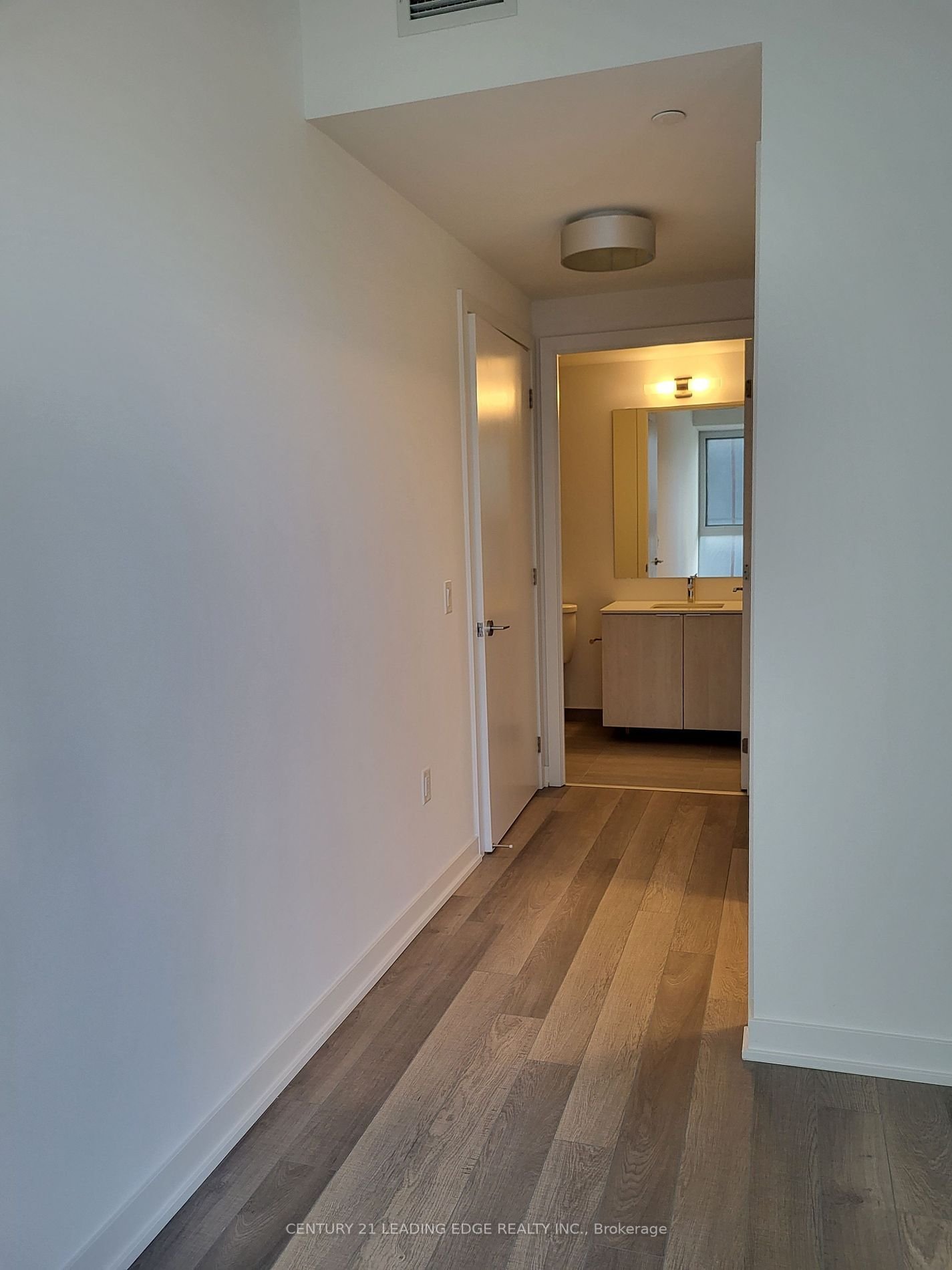357 King St W, unit 1309 for rent - image #5