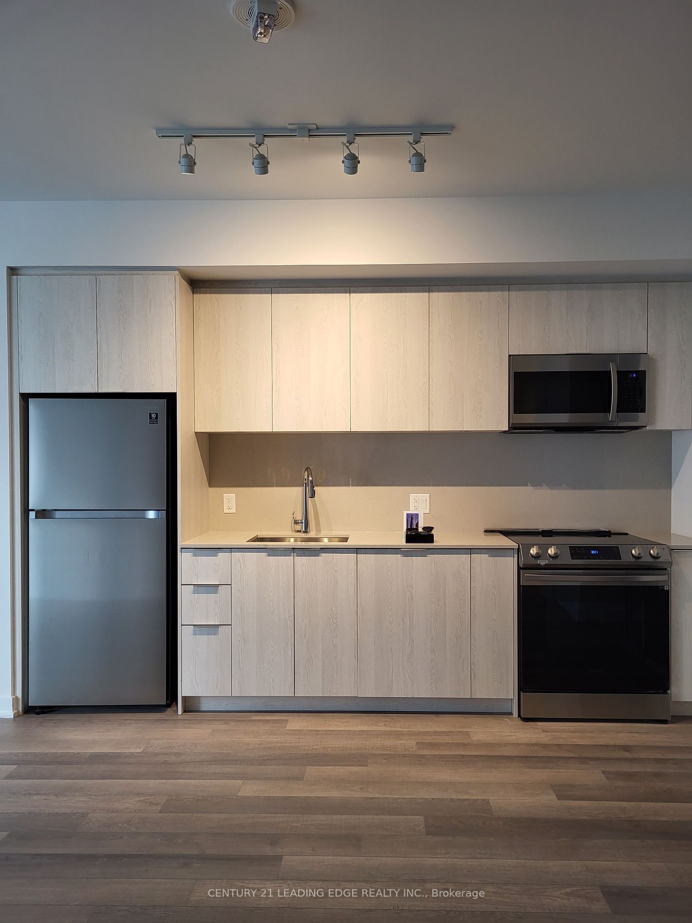 357 King St W, unit 1309 for rent - image #7