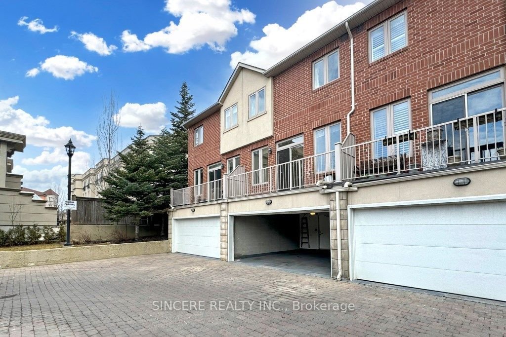 2 Clairtrell Rd, unit C for sale - image #33