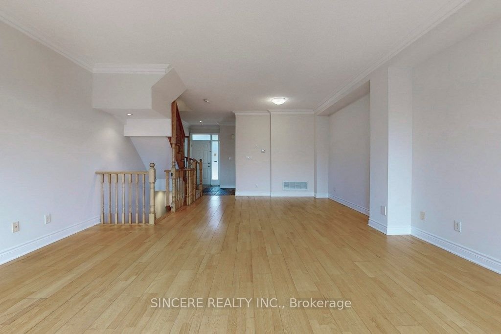 2 Clairtrell Rd, unit C for sale - image #5