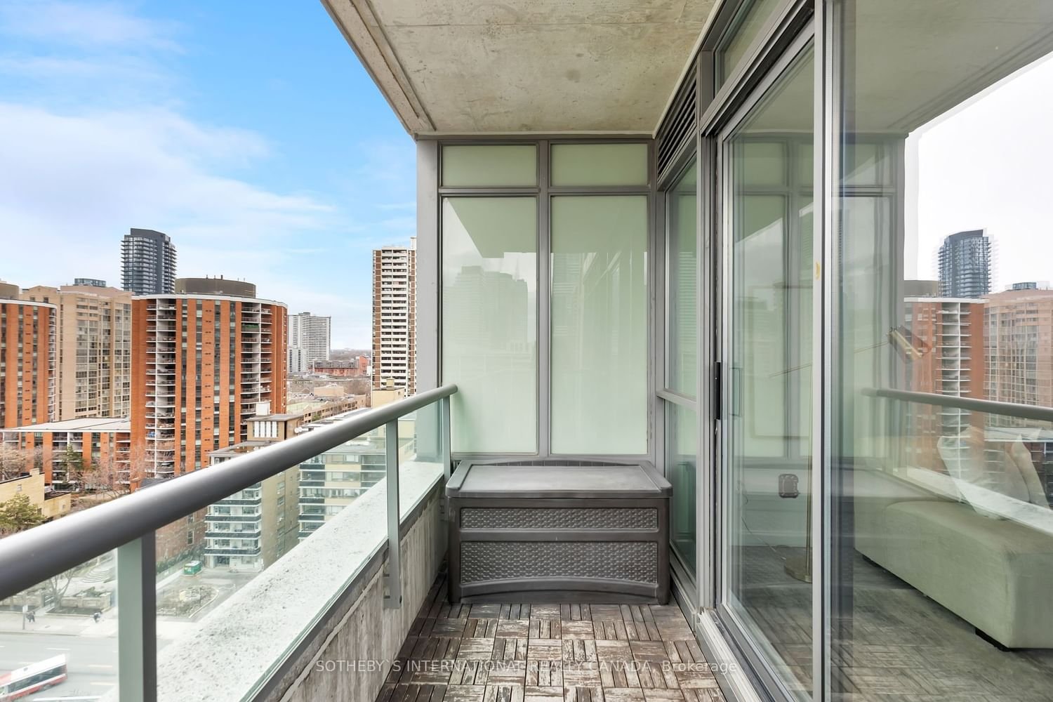 281 Mutual St, unit 1406 for rent - image #17