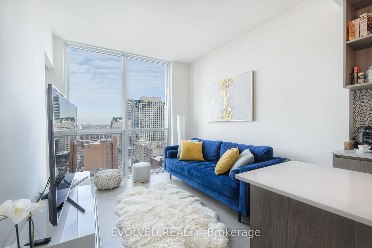 1 Yorkville Ave, unit #2010 for rent - image #1