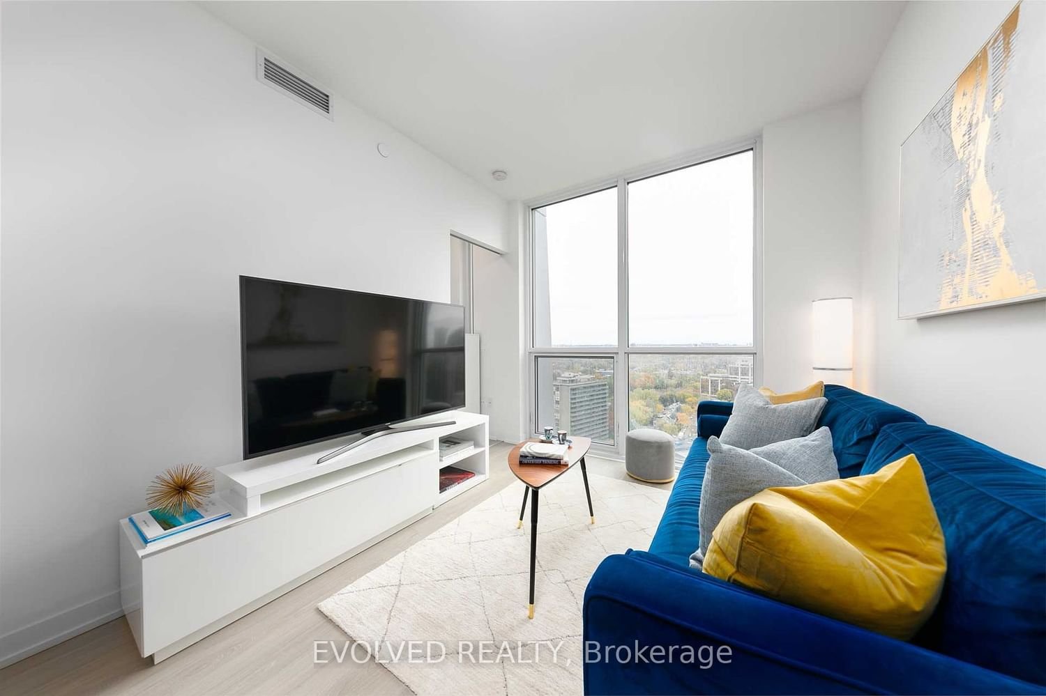 1 Yorkville Ave, unit #2010 for rent - image #2
