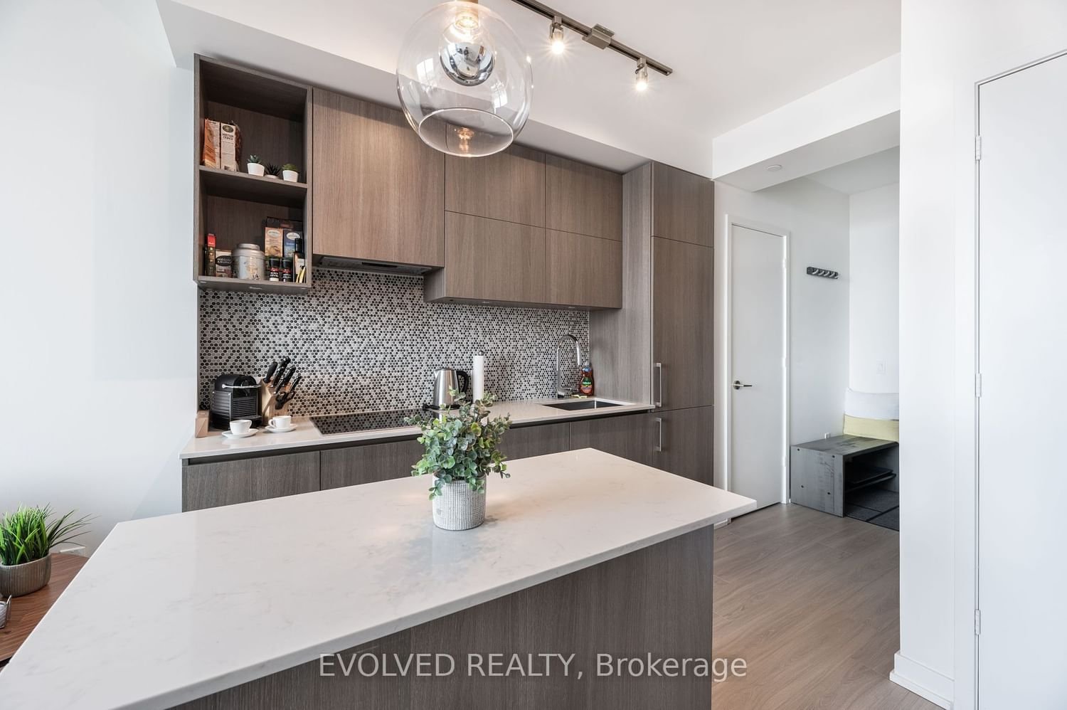 1 Yorkville Ave, unit #2010 for rent - image #8