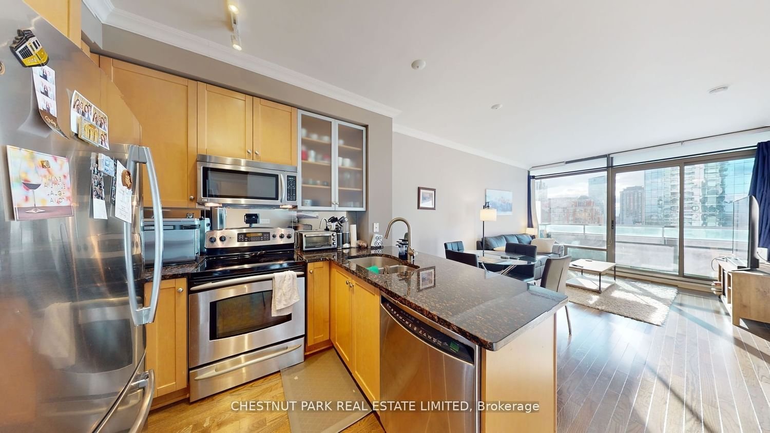 18 Yorkville Ave W, unit 1606 for sale - image #4