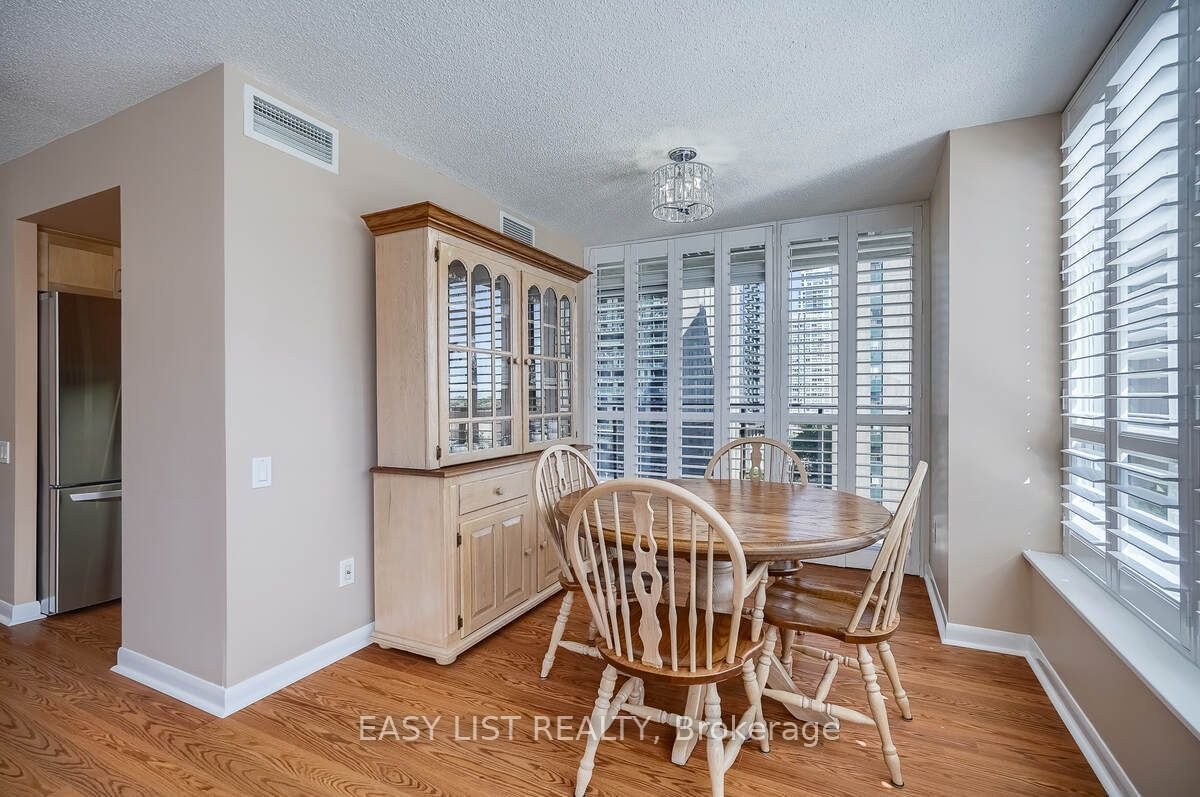 33 Sheppard Ave, unit 910 for sale - image #12
