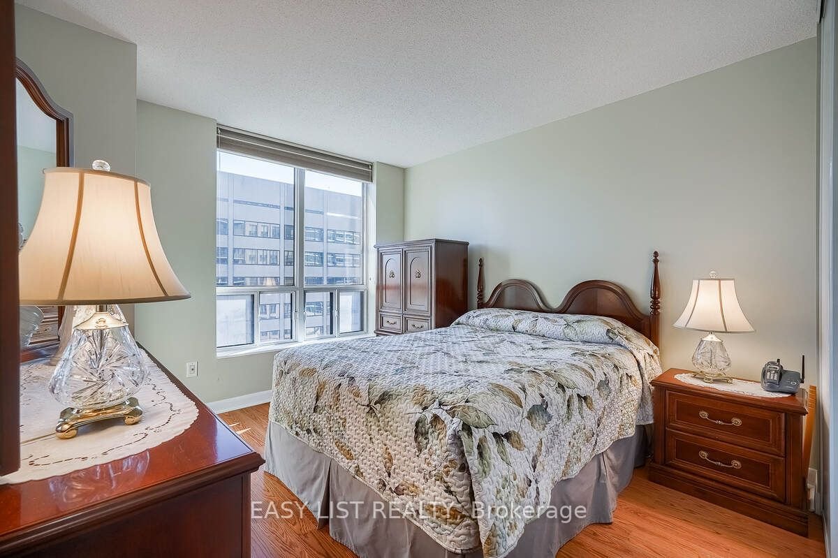 33 Sheppard Ave, unit 910 for sale - image #19