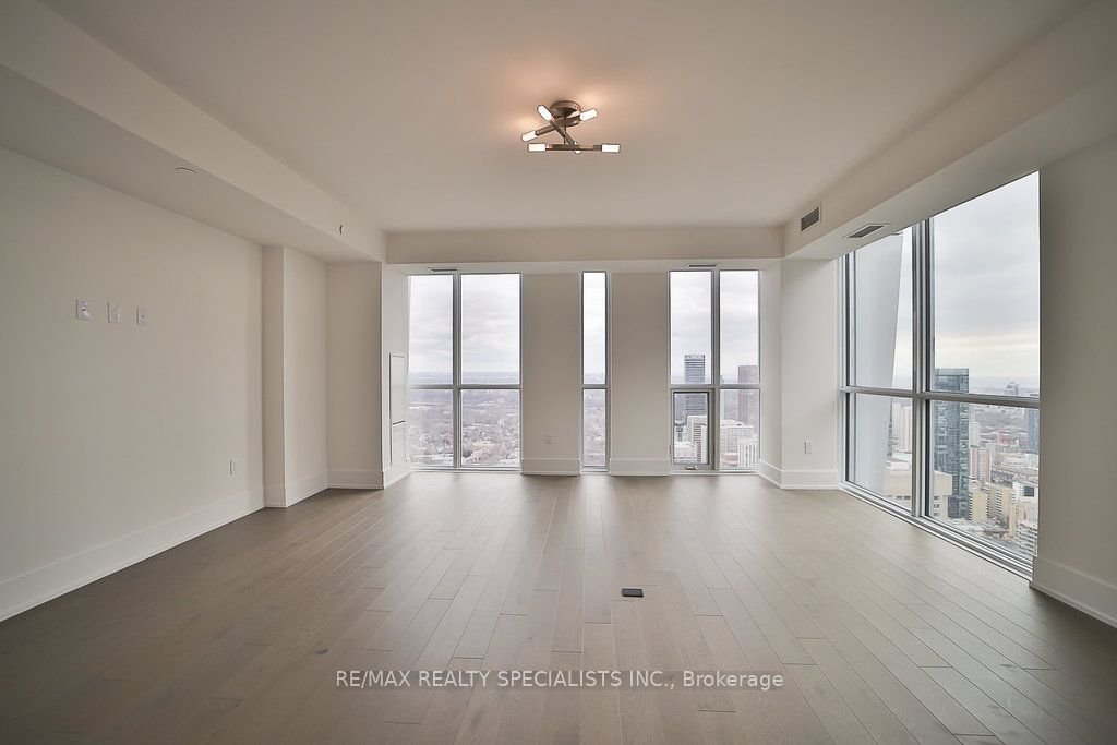 1 Yorkville Ave, unit 5101 for sale - image #18
