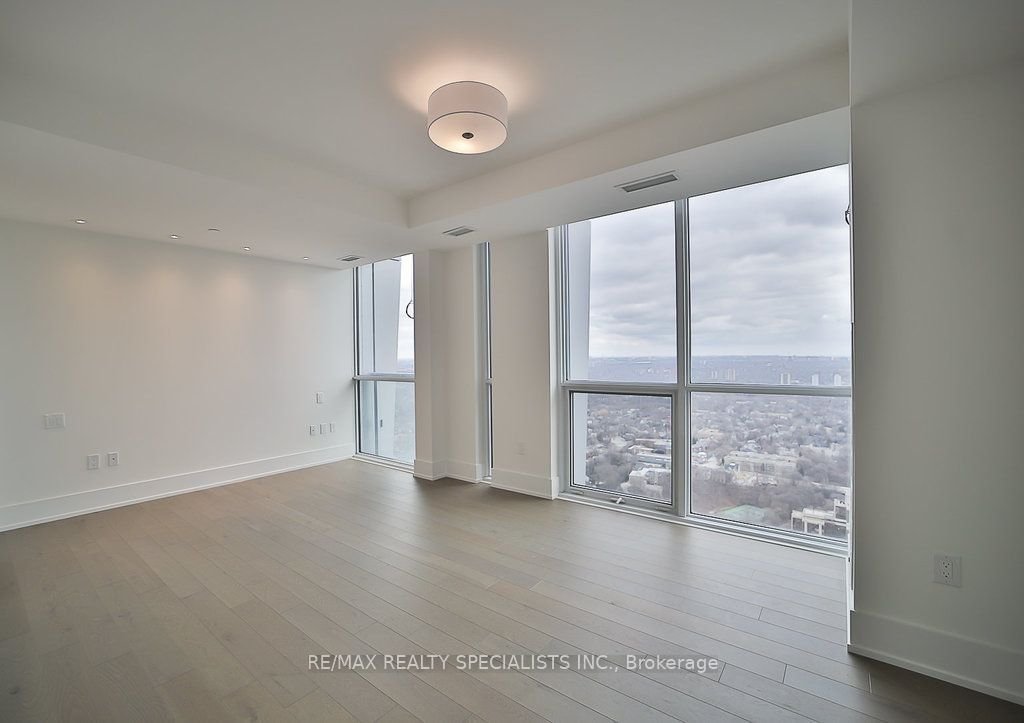 1 Yorkville Ave, unit 5101 for sale - image #22