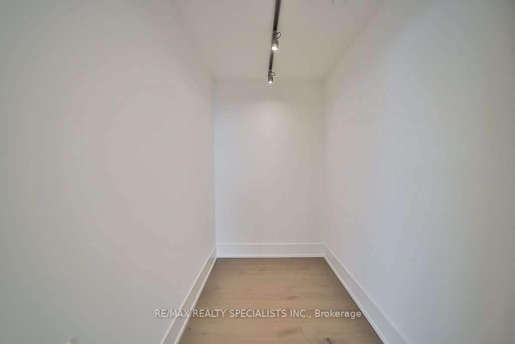 1 Yorkville Ave, unit 5101 for sale - image #23