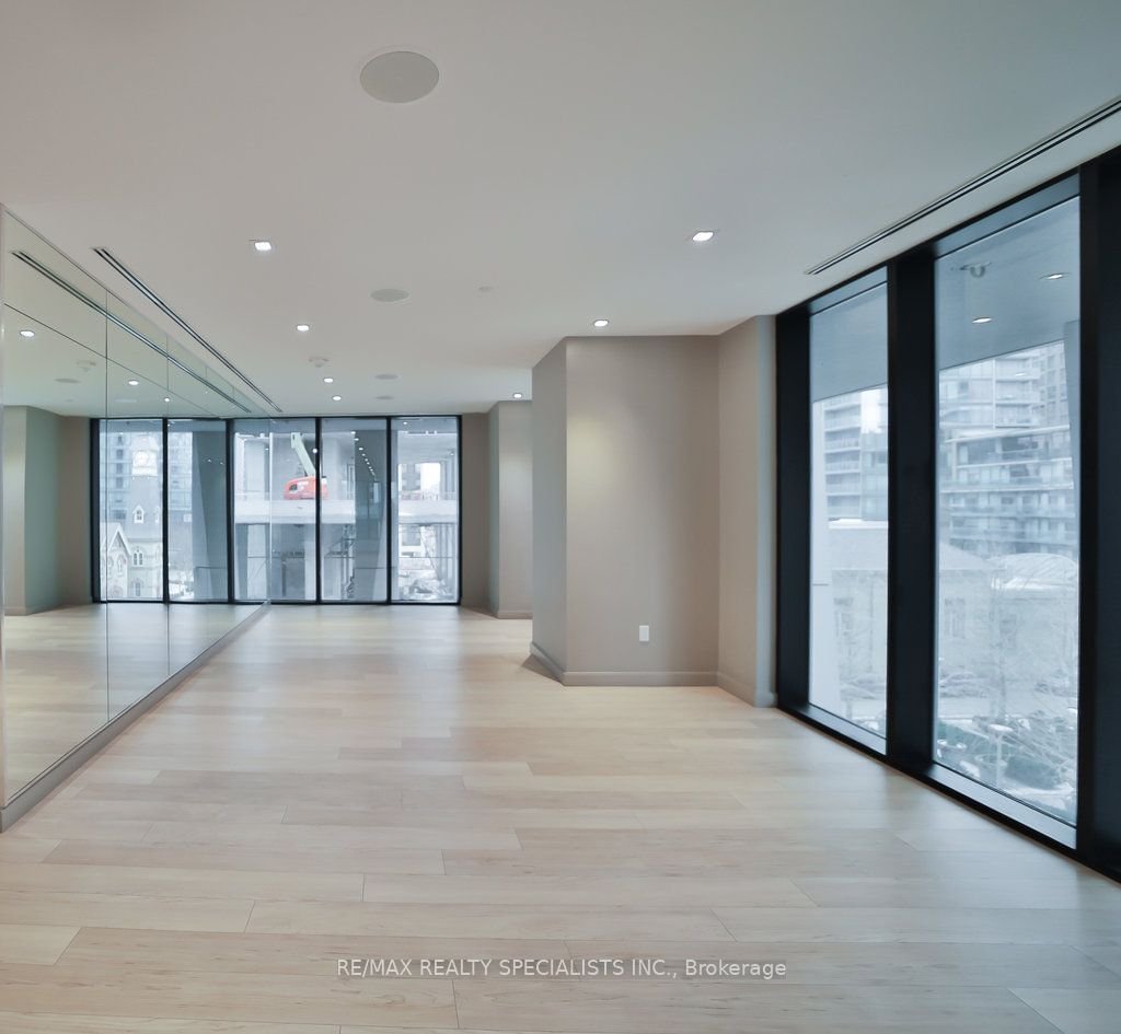 1 Yorkville Ave, unit 5101 for sale - image #40