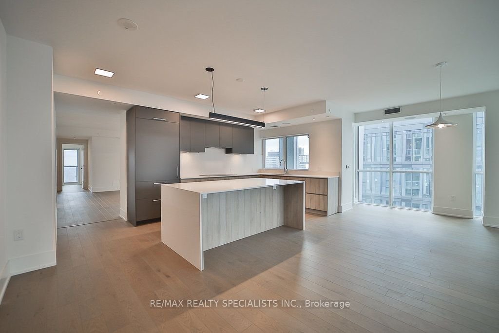 1 Yorkville Ave, unit 5101 for sale - image #8