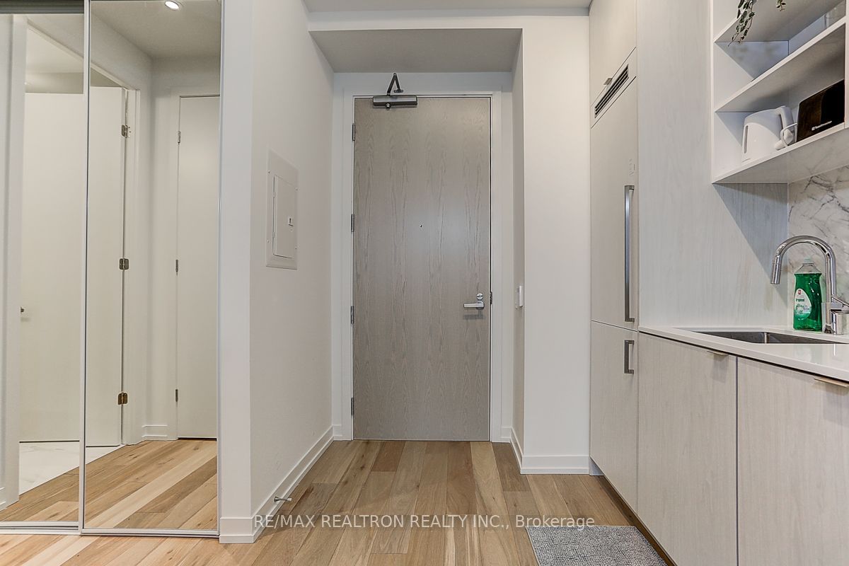 55 Cooper St, unit Ph207 for rent