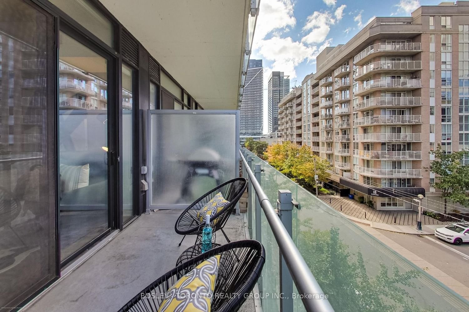 25 Stafford St, unit 410 for rent - image #20