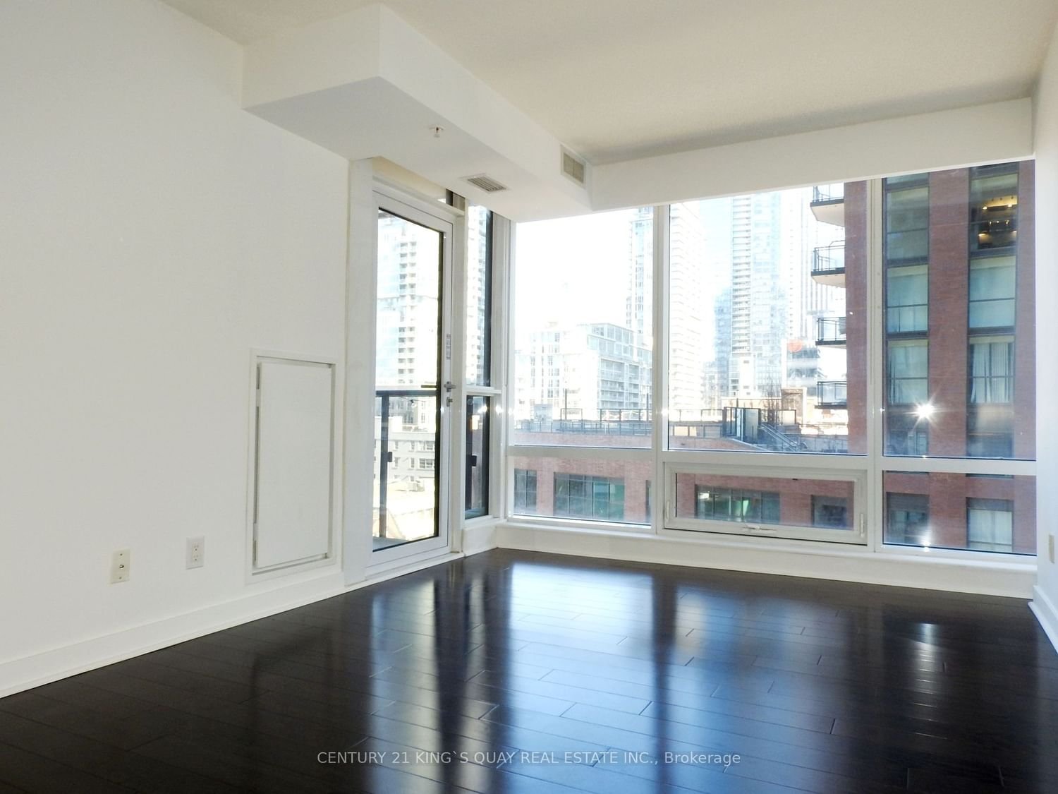 295 Adelaide St W, unit 807 for rent - image #11