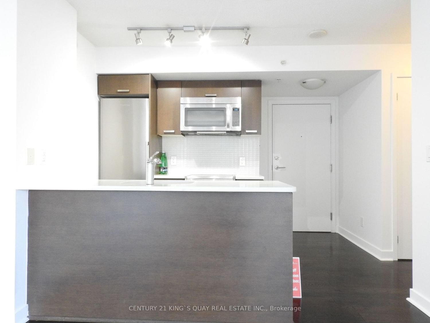 295 Adelaide St W, unit 807 for rent - image #9
