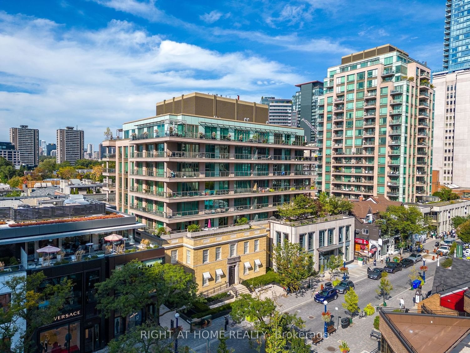 100 Yorkville Ave, unit 301 for sale - image #1