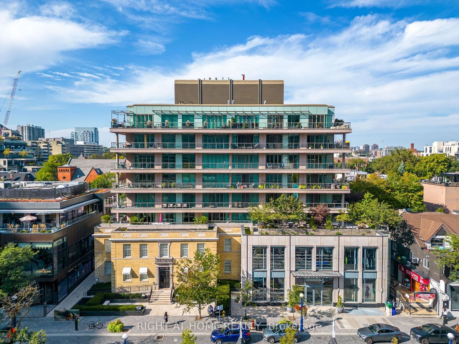 100 Yorkville Ave, unit 301 for sale - image #2