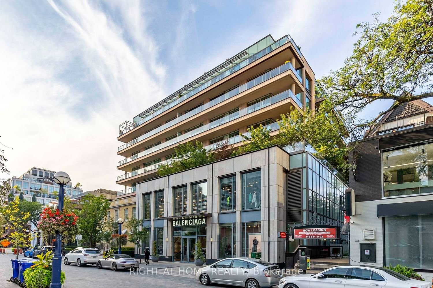 100 Yorkville Ave, unit 301 for sale - image #35
