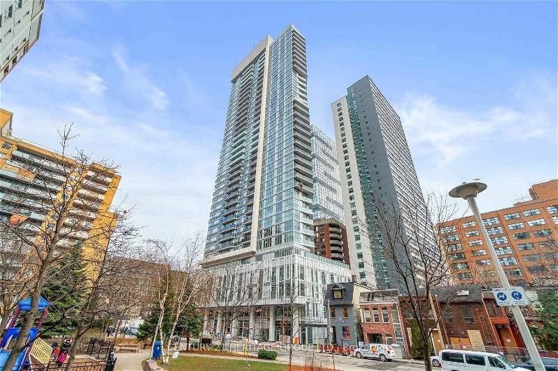 77 Mutual St, unit 701 for rent - image #1