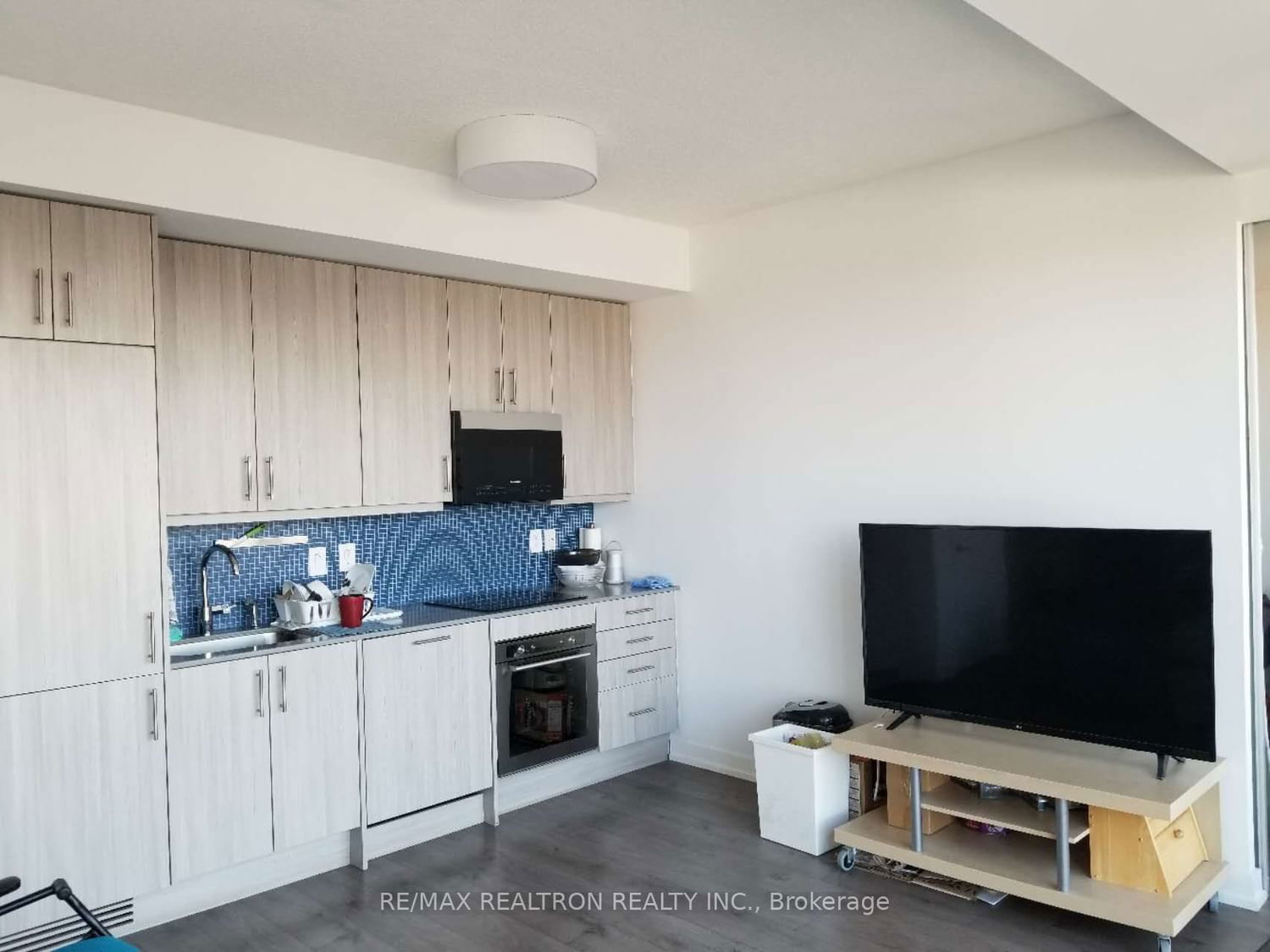 297 College St, unit 1707 for rent - image #1