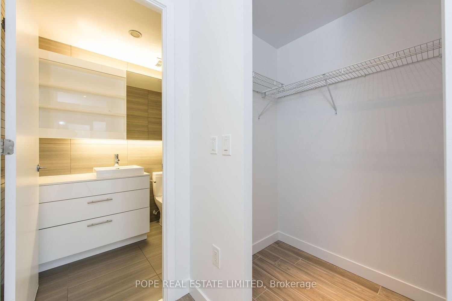 32 Trolley Cres, unit 1212 for sale - image #11