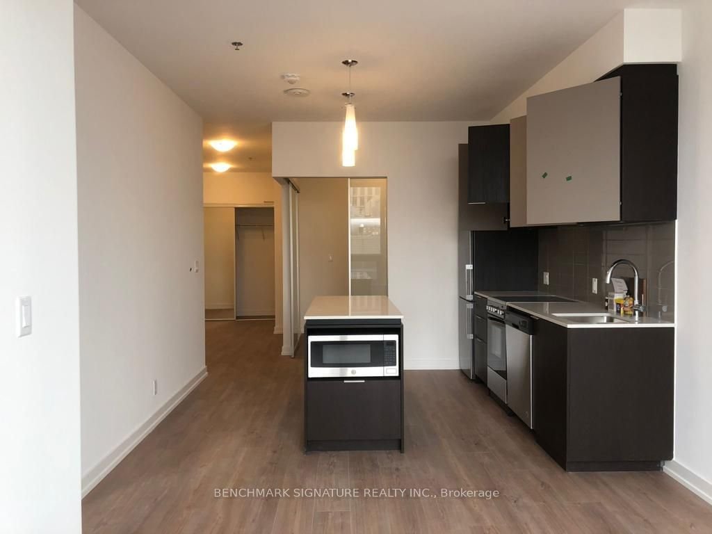 203 College St, unit 606 for rent - image #8