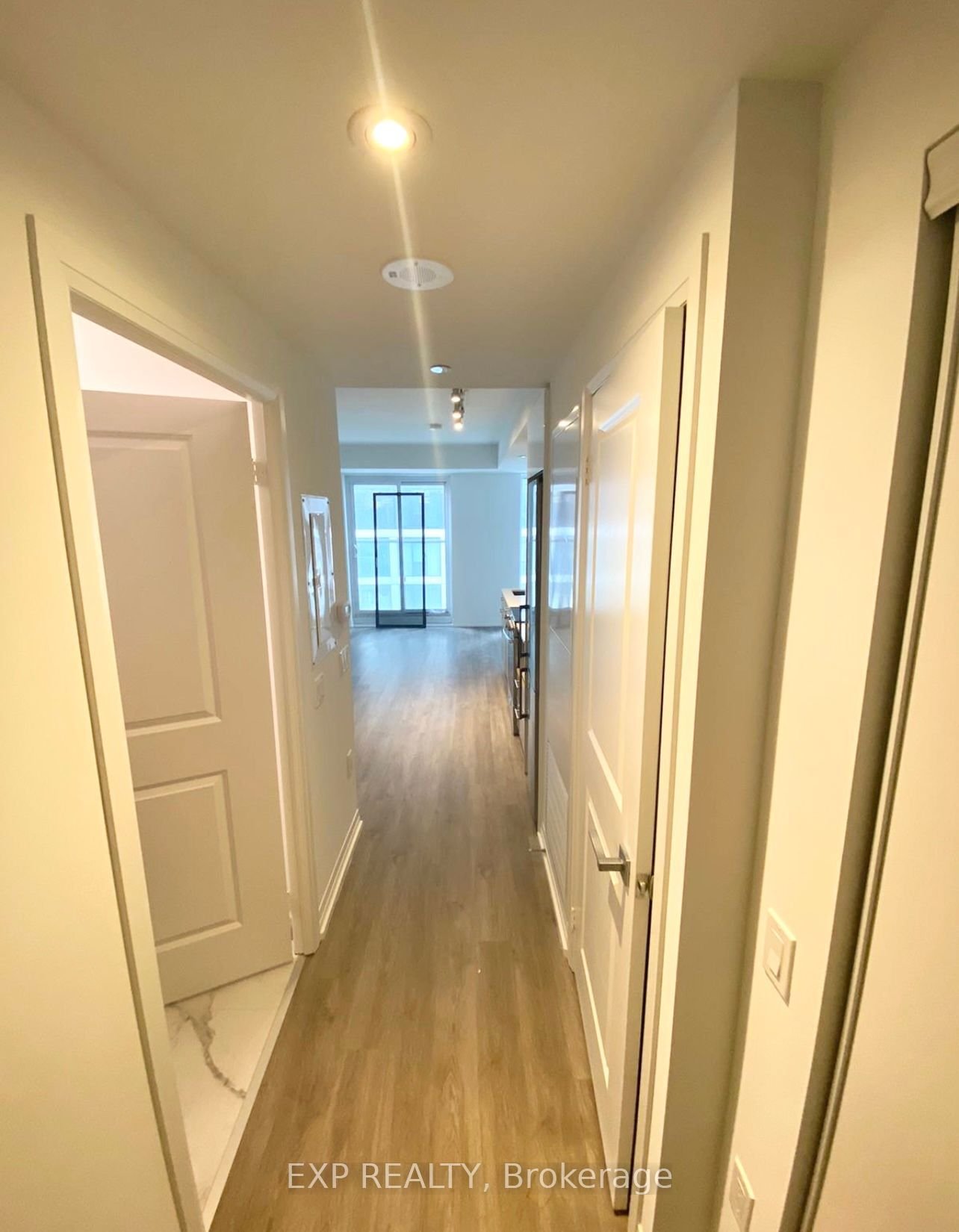 251 Jarvis St N, unit 1819 for rent - image #4