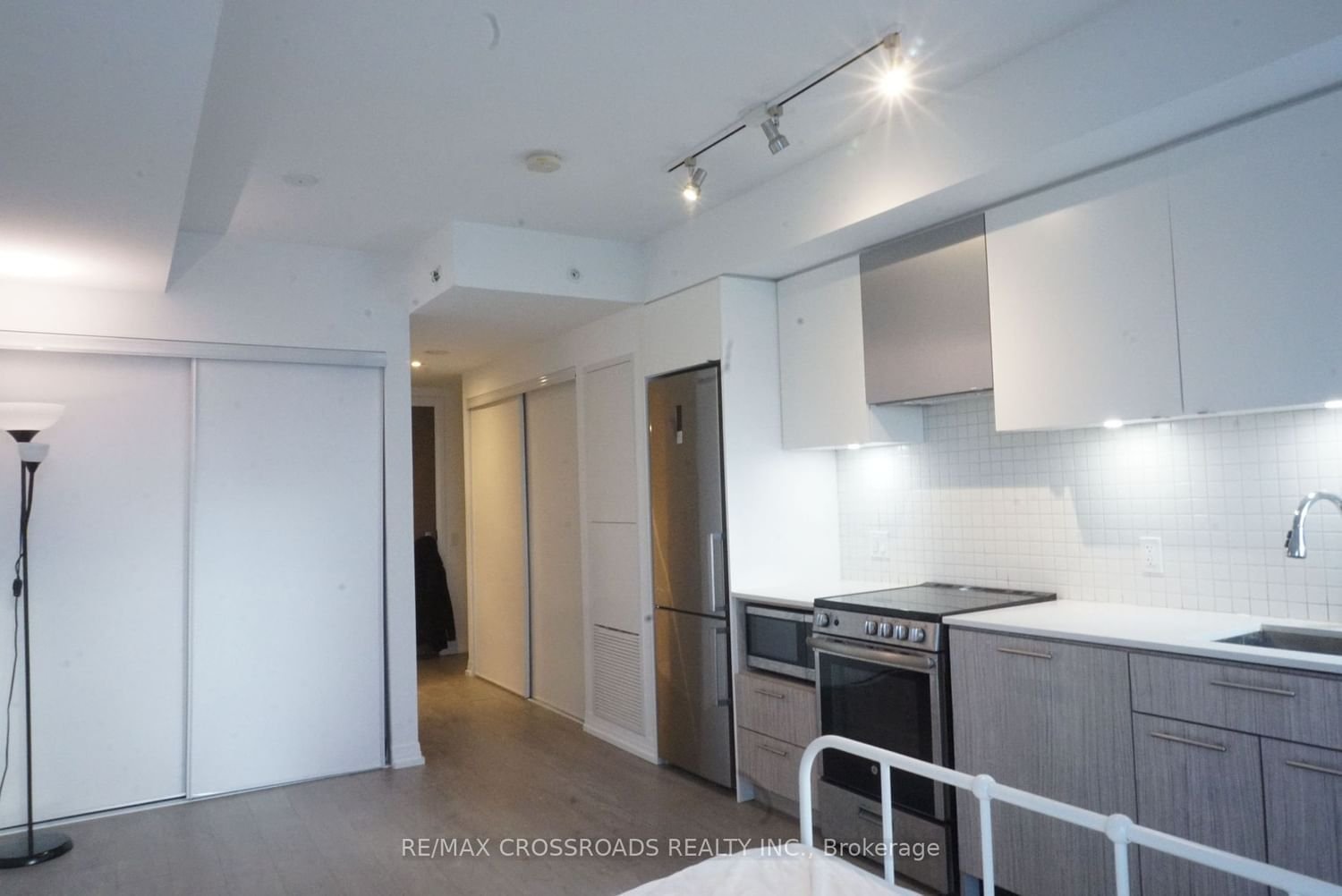 251 Jarvis St, unit 2307 for rent - image #10