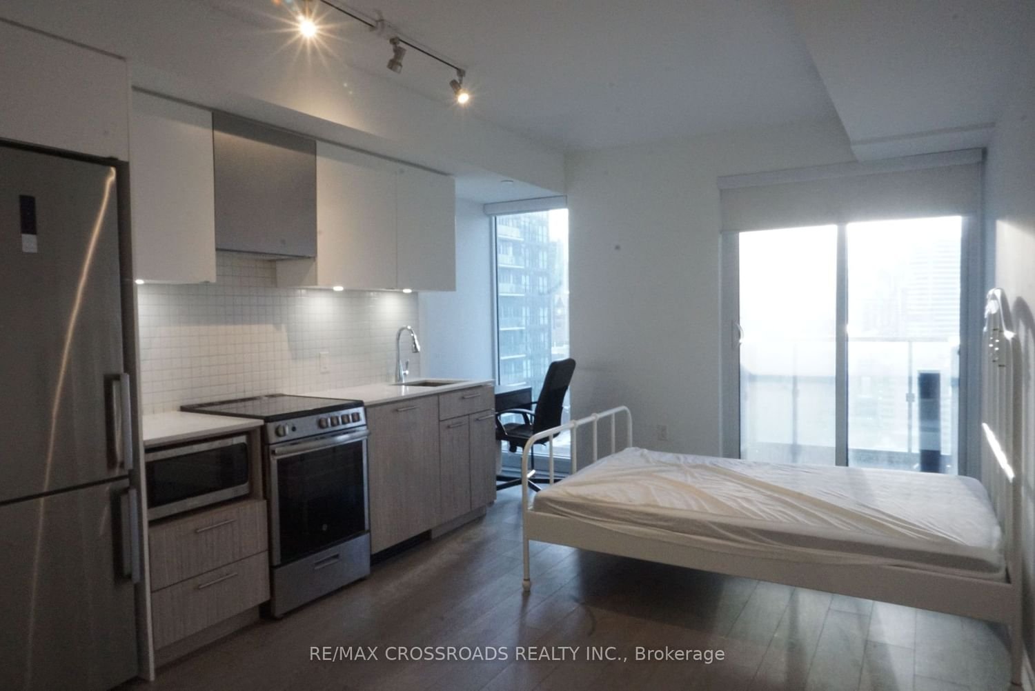 251 Jarvis St, unit 2307 for rent - image #13