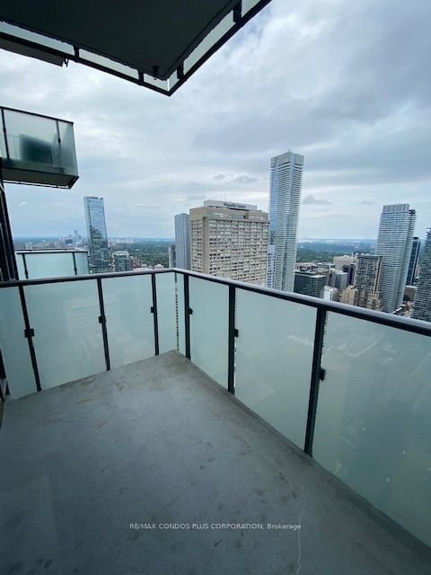 65 St Mary St, unit Lph8 for rent - image #6