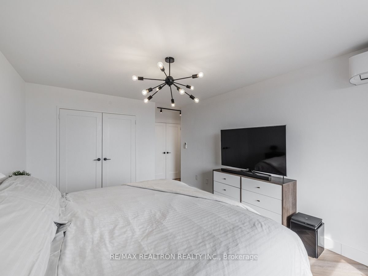 115 Antibes Dr, unit 601 for sale - image #17