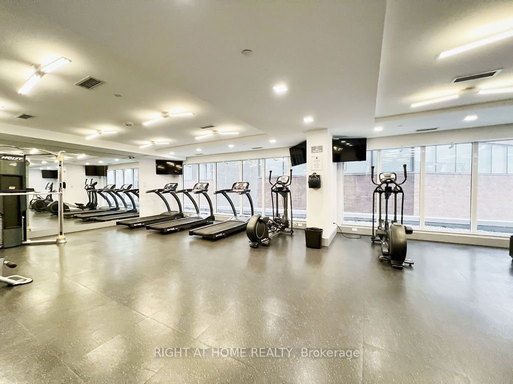 58 Orchard View Blvd, unit 1906 for sale - image #23