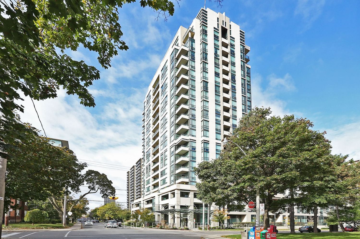 88 Broadway Ave, unit 1103 for sale - image #28