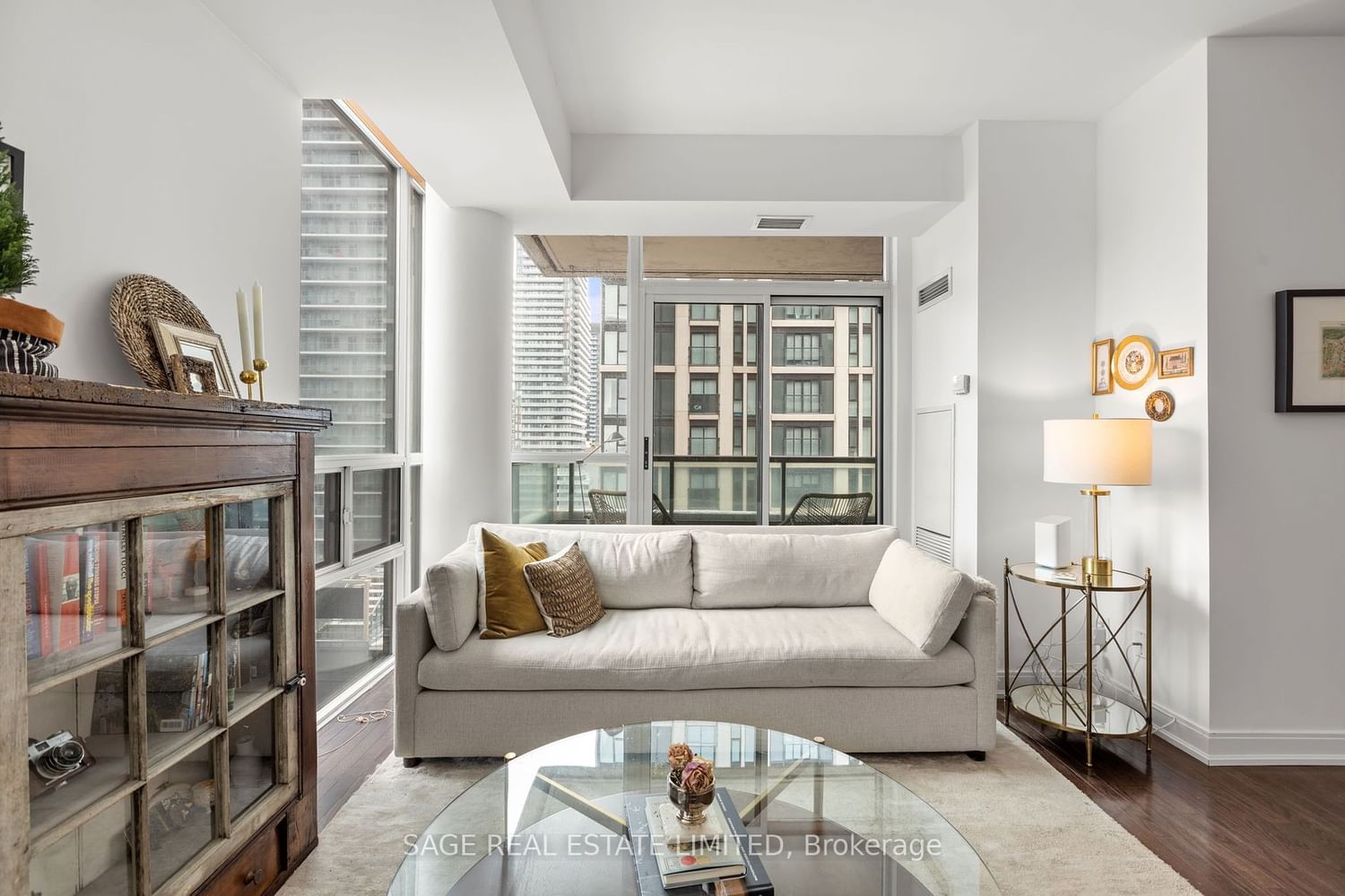 88 Broadway Ave, unit 1103 for sale - image #4