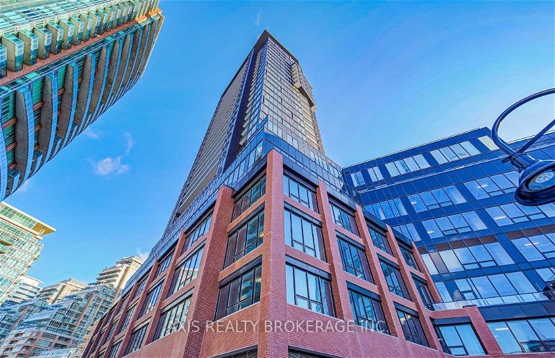 135 East Liberty St, unit 1811 for rent - image #1