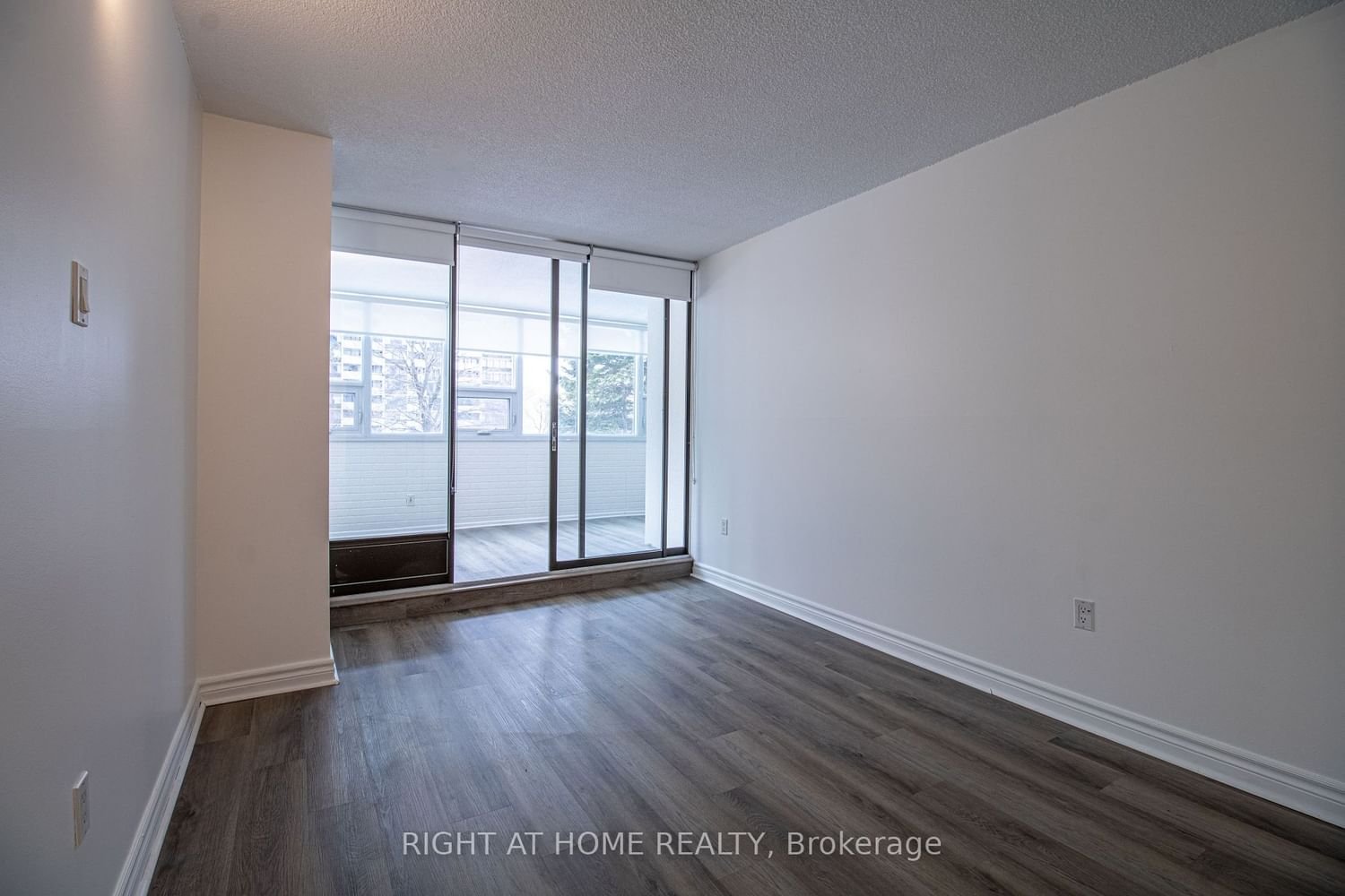 3303 Don Mills Rd, unit 201 for sale - image #19