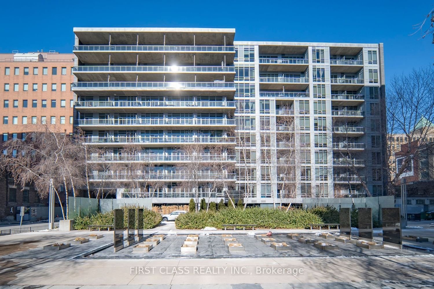 399 Adelaide St W, unit 611 for sale - image #2