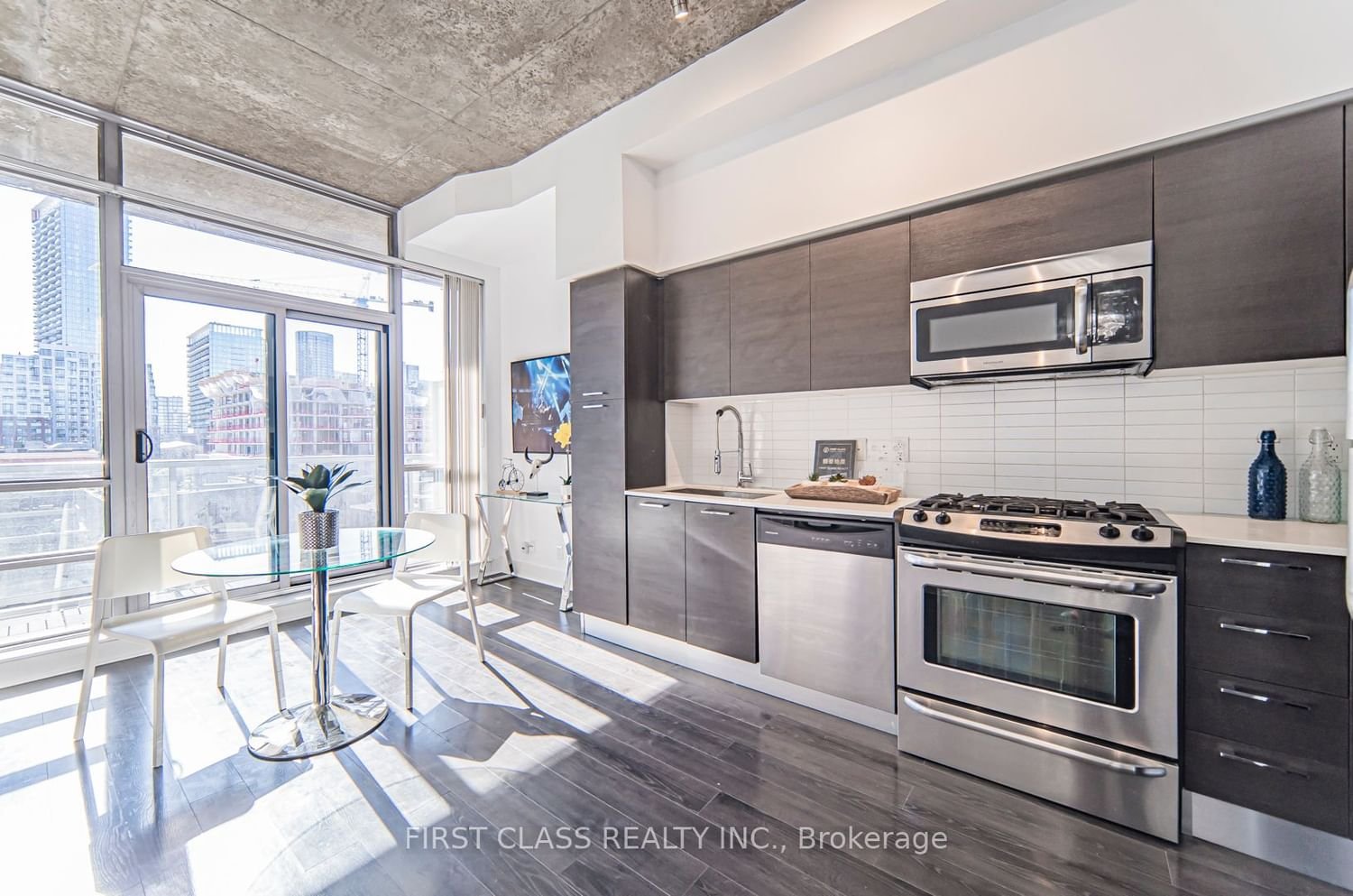 399 Adelaide St W, unit 611 for sale - image #25