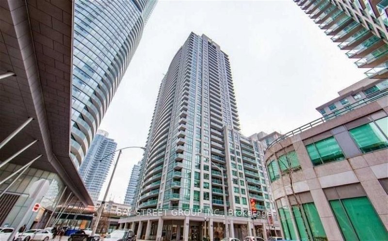 19 Grand Trunk Cres, unit 1806 for rent - image #1