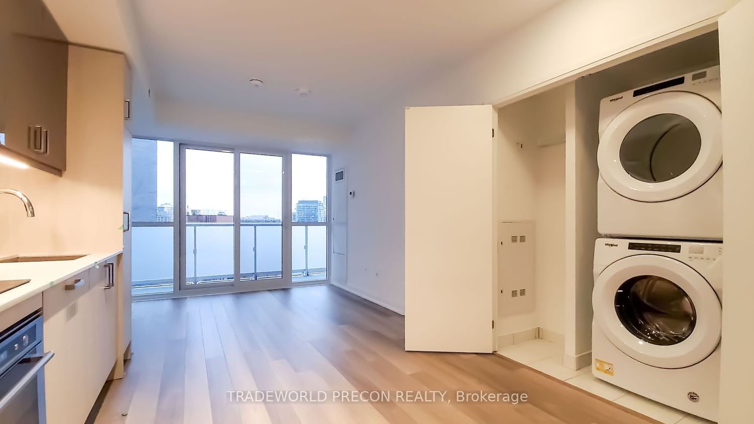 77 Mutual St, unit 1203 for rent - image #5