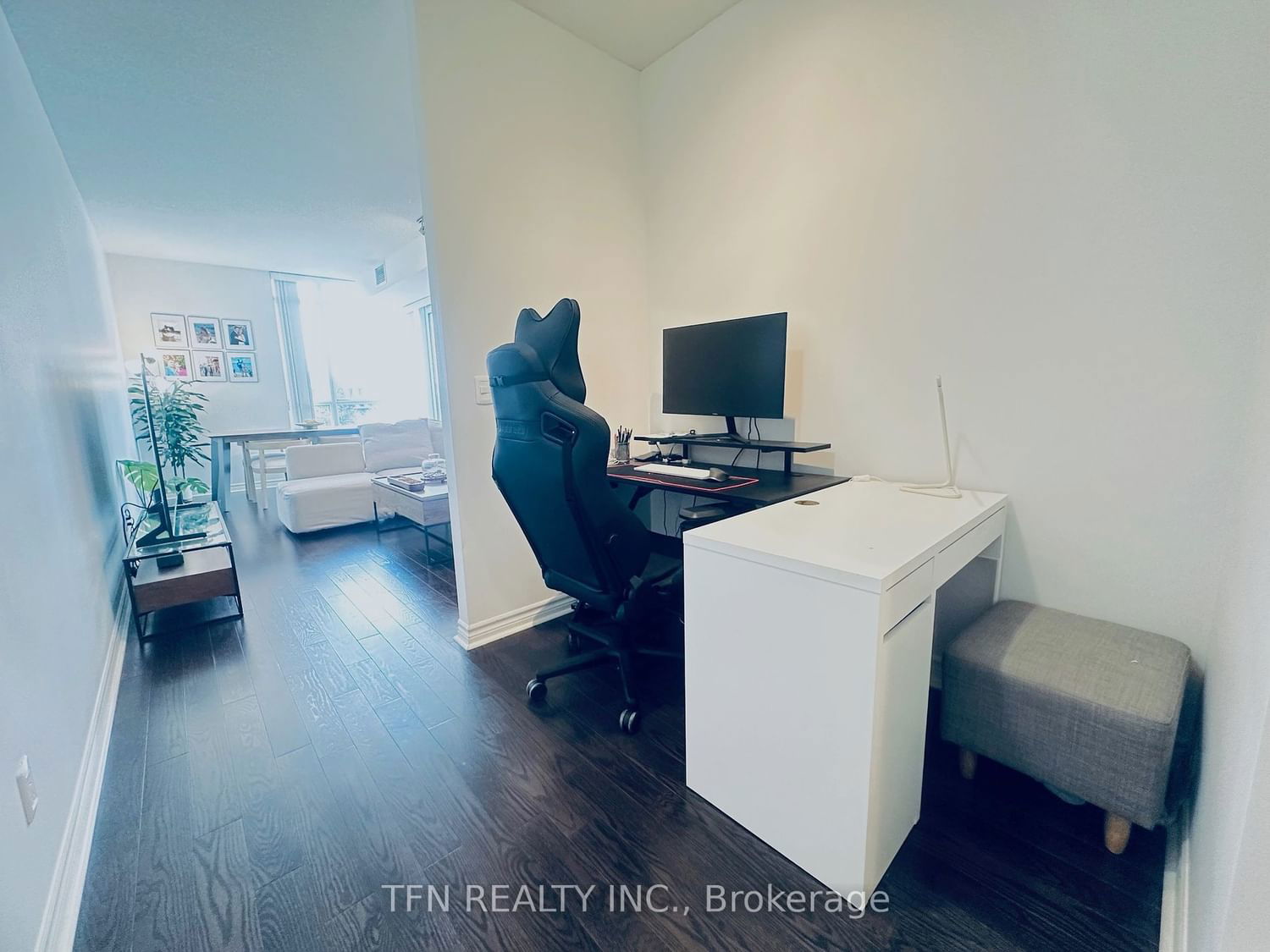 2885 Bayview Ave, unit 623 for rent - image #7