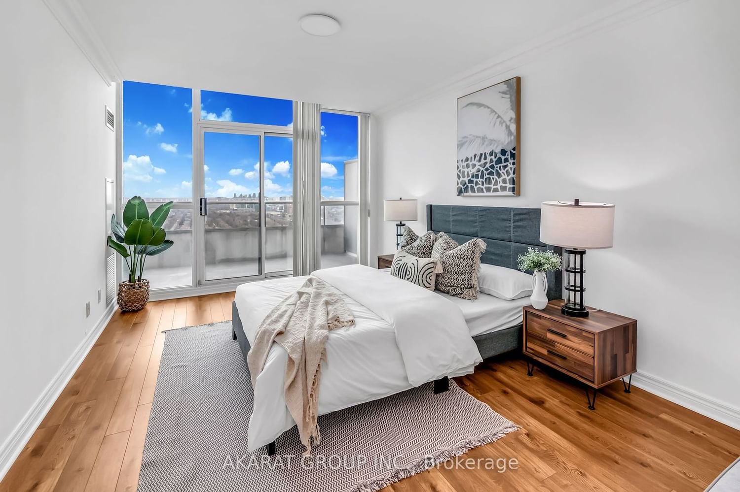 23 Hollywood Ave, unit 3905 for sale - image #19