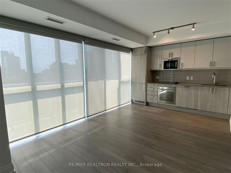 77 Mutual St, unit 2305 for rent - image #1