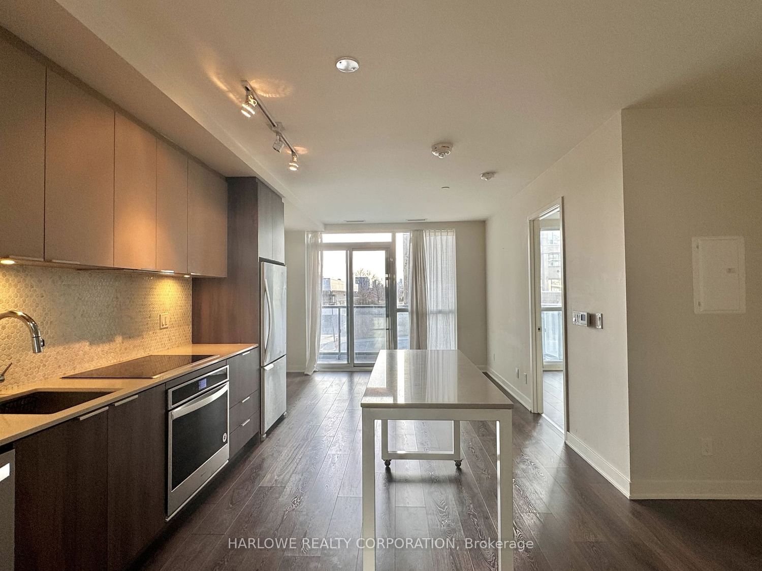 2 Sonic Way, unit 201 for rent - image #3