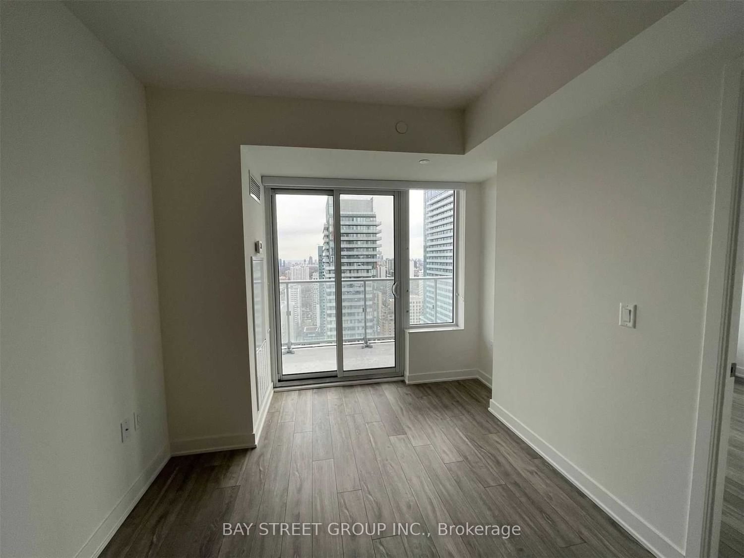 195 Redpath Ave, unit 3406 for rent - image #3
