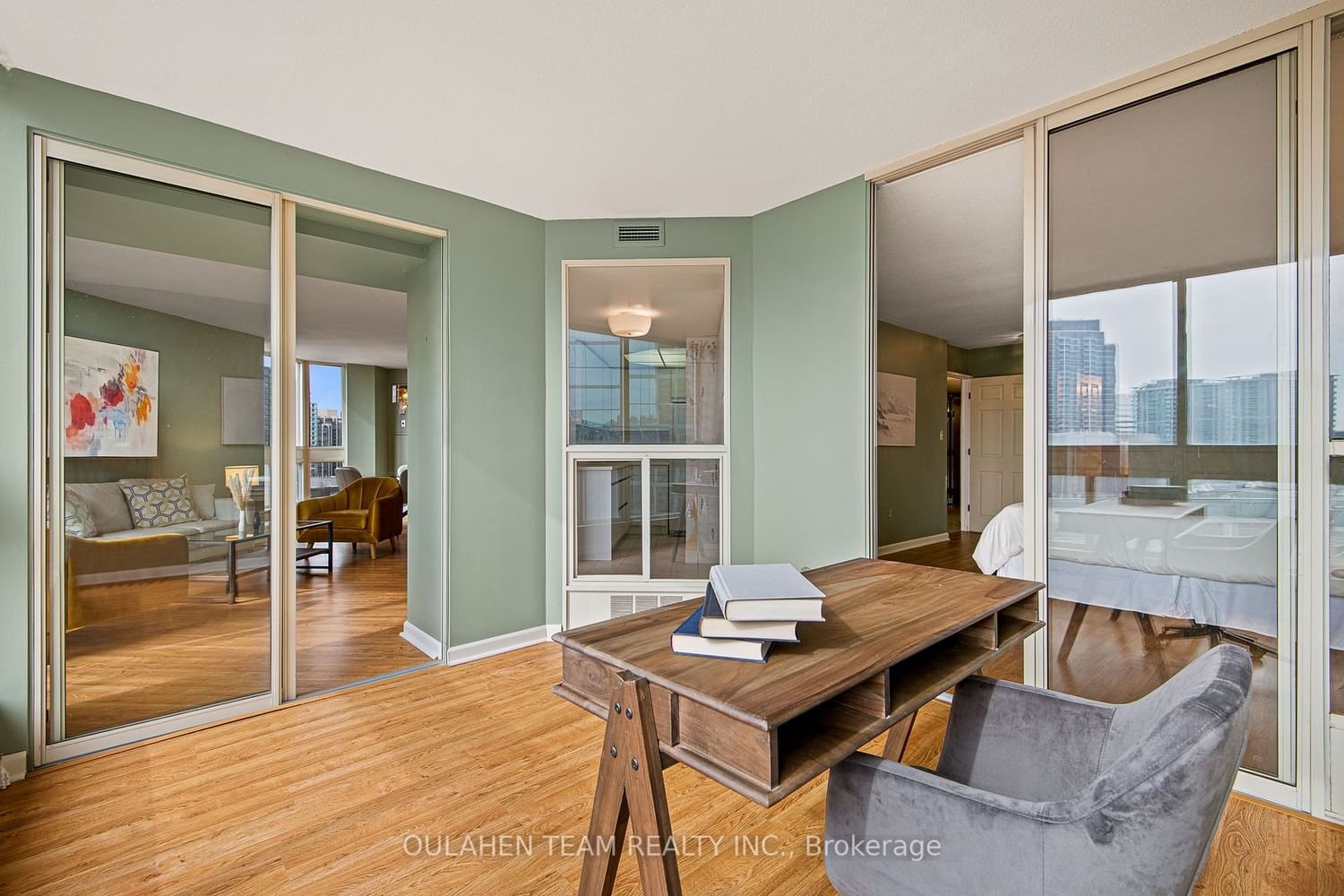 10 Kenneth Ave, unit 1402 for sale - image #19