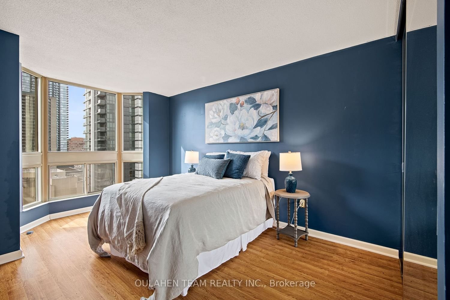 10 Kenneth Ave, unit 1402 for sale - image #26